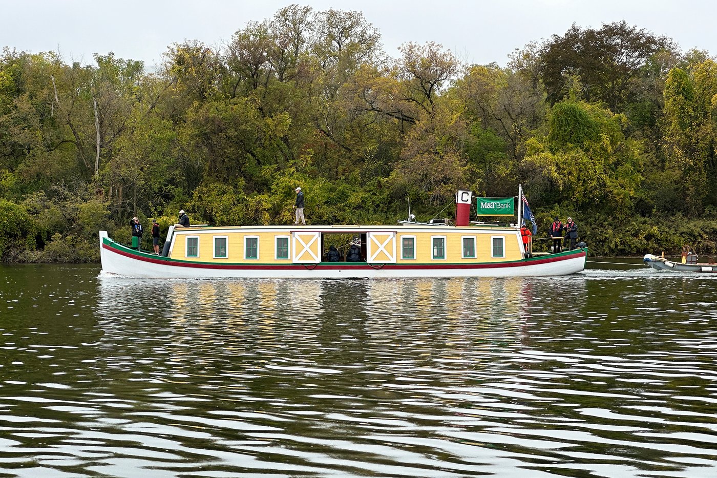 Floating time capsule: Replica boat retraces historic Erie Canal journey 200 years later | iNFOnews.ca Floating time capsule: Replica boat retraces historic Erie Canal journey 200 years later | iNFOnews.ca