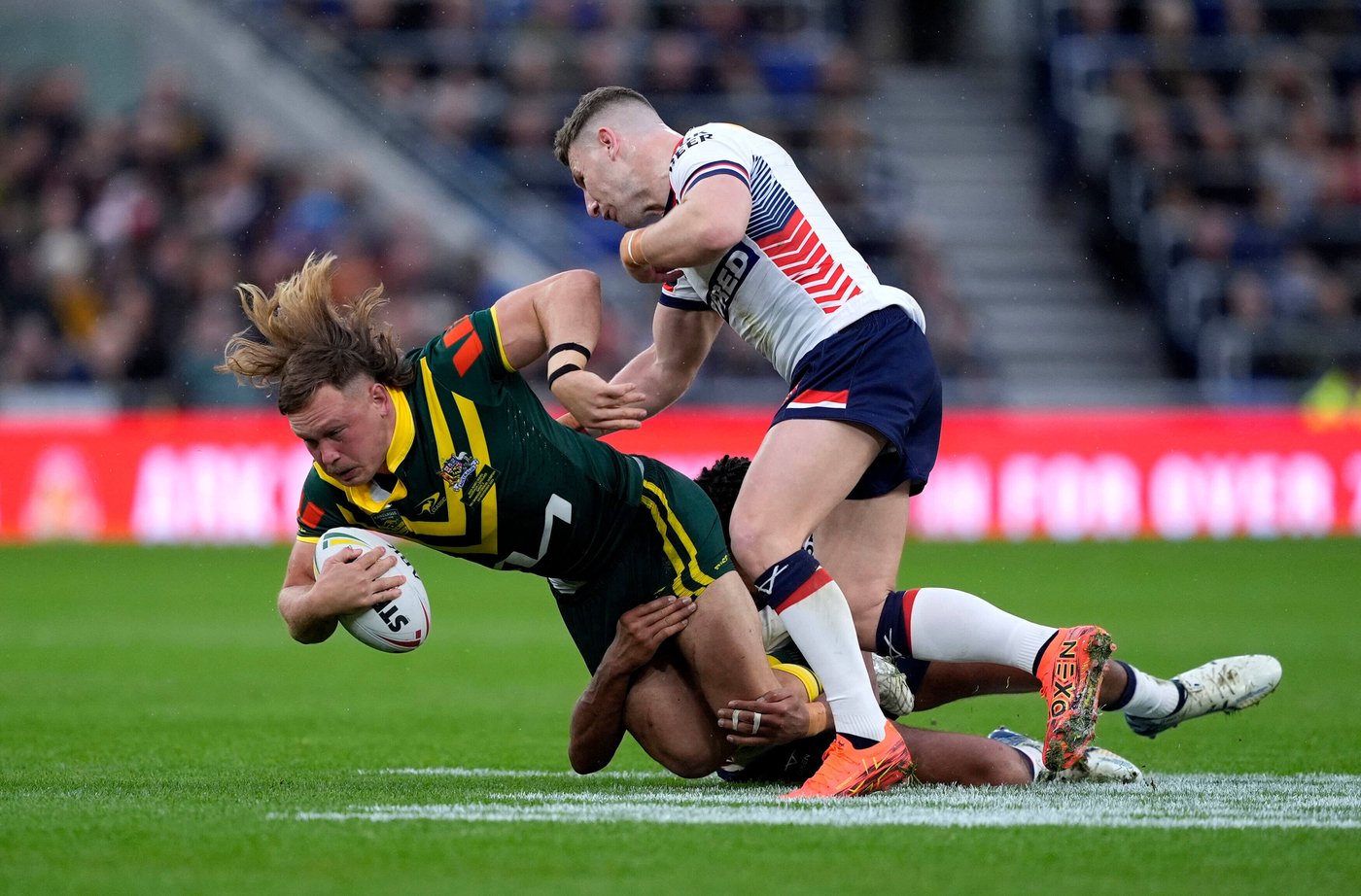 Kangaroos clinch rugby league Ashes after beating England 14-4 | iNFOnews.ca