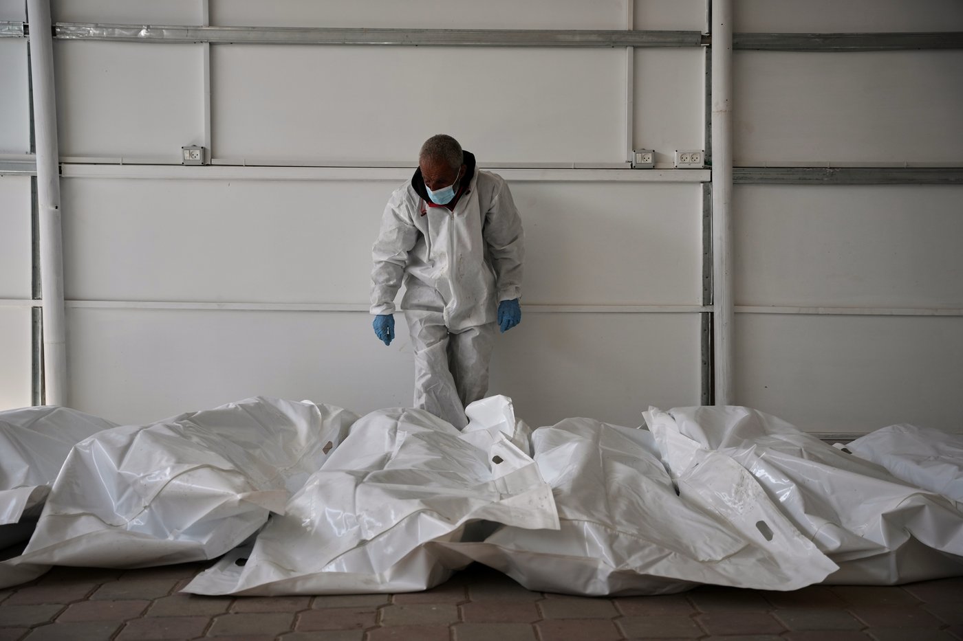 Unidentified remains of 3 people transferred to Israel, Red Cross says | iNFOnews.ca