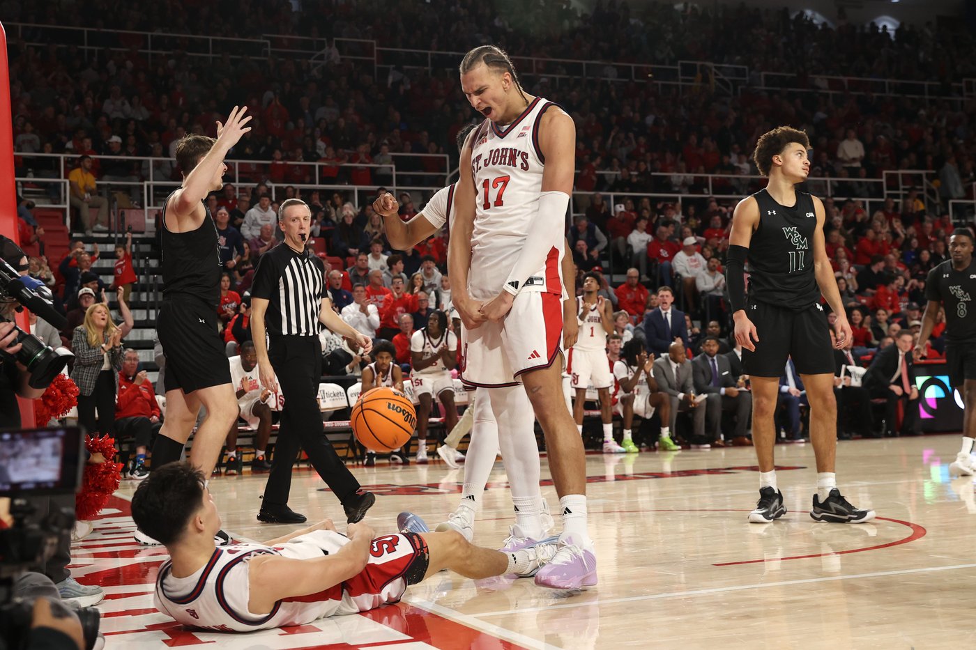 No. 13 St. John's dominates 2nd half in 93-60 win over William & Mary | iNFOnews.ca No. 13 St. John's dominates 2nd half in 93-60 win over William & Mary | iNFOnews.ca
