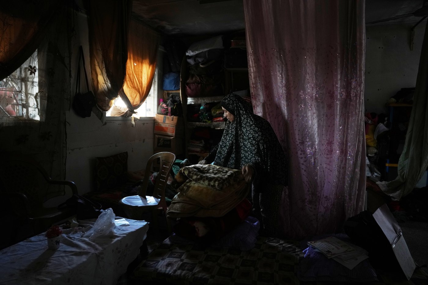 Humanitarian officials race to reopen Gaza schools, in photos | iNFOnews.ca