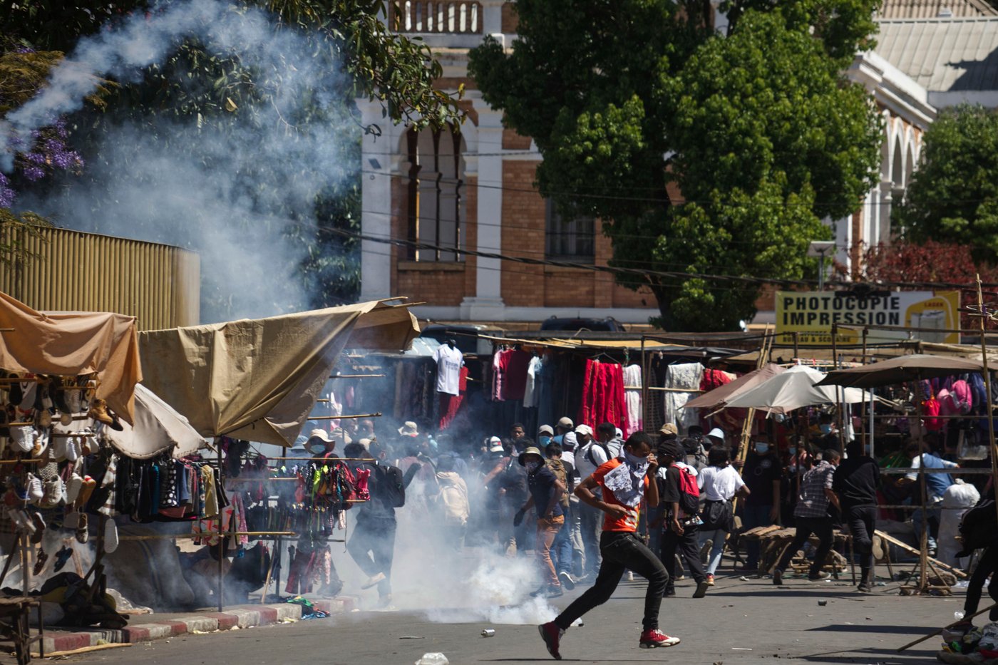 Madagascar's president says a coup is underway after soldiers joined anti-government demonstrations | iNFOnews.ca