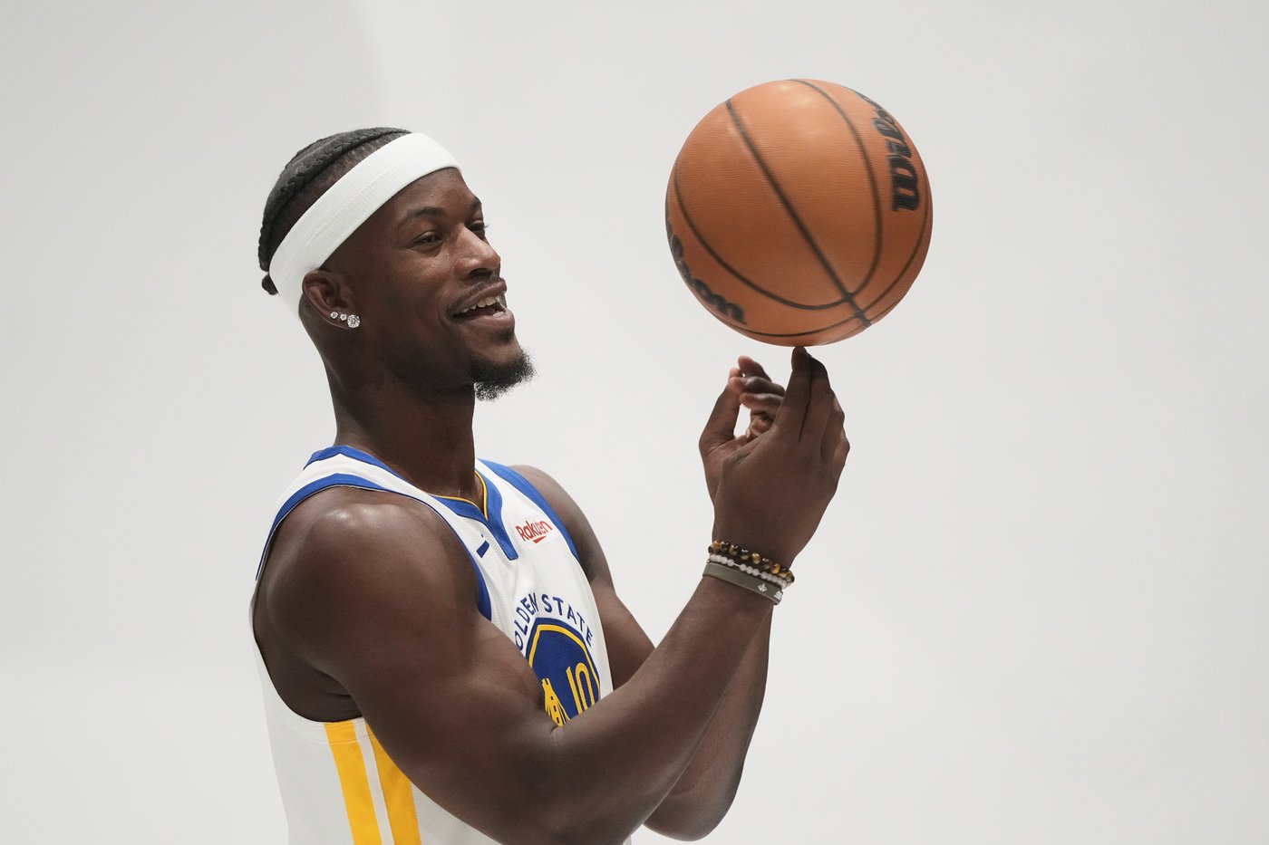 With training camp set to begin, Warriors wait on Jonathan Kuminga's unsettled contract situation | iNFOnews.ca