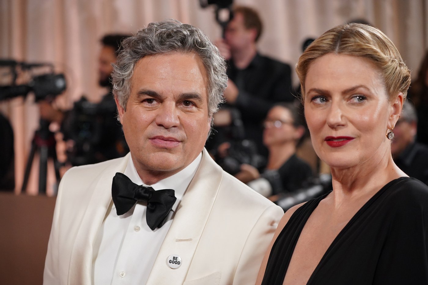 Celebrities wear pins protesting ICE at the Golden Globes | iNFOnews.ca
