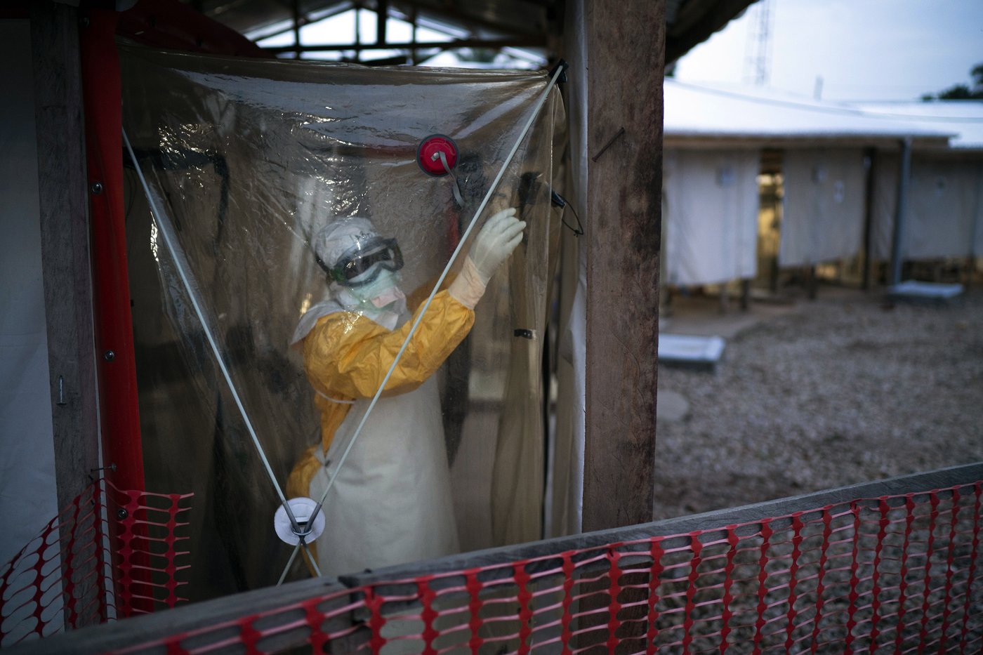 Ebola vaccine reaches the epicenter of Congo's outbreak as officials race to contain the disease | iNFOnews.ca