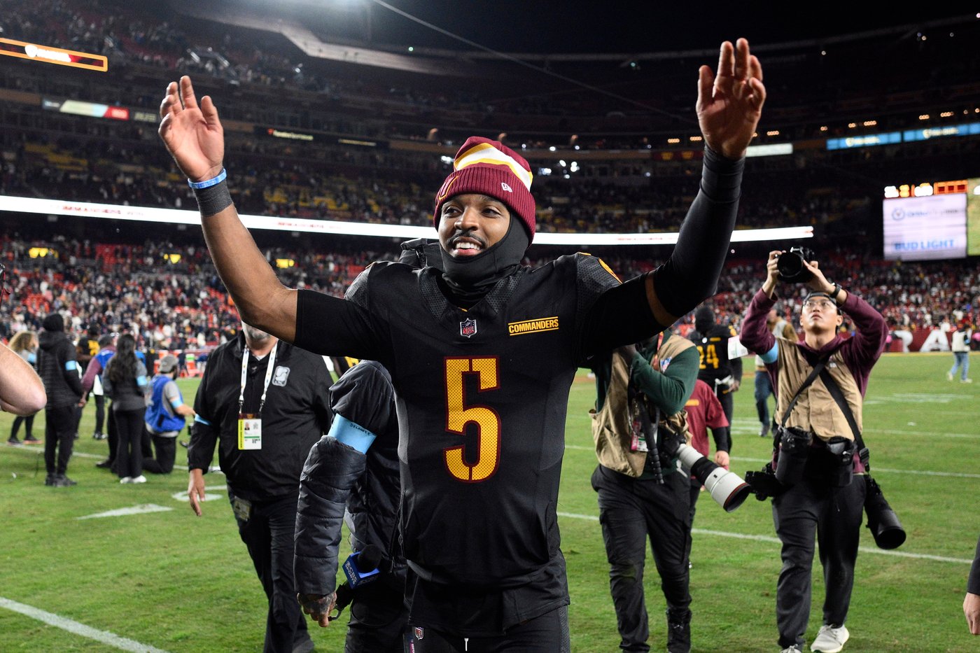 Commanders' Jayden Daniels won't relive the Hail Mary that beat Bears a year ago | iNFOnews.ca