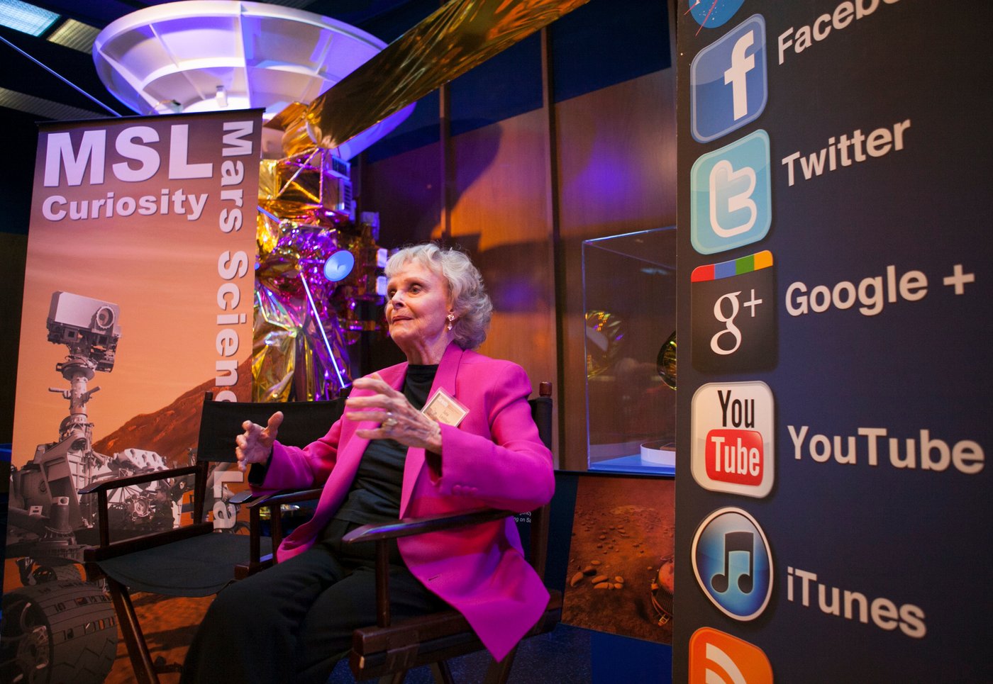 June Lockhart, beloved mother figure from 'Lassie' and 'Lost In Space,' dies at 100 | iNFOnews.ca June Lockhart, beloved mother figure from 'Lassie' and 'Lost In Space,' dies at 100 | iNFOnews.ca