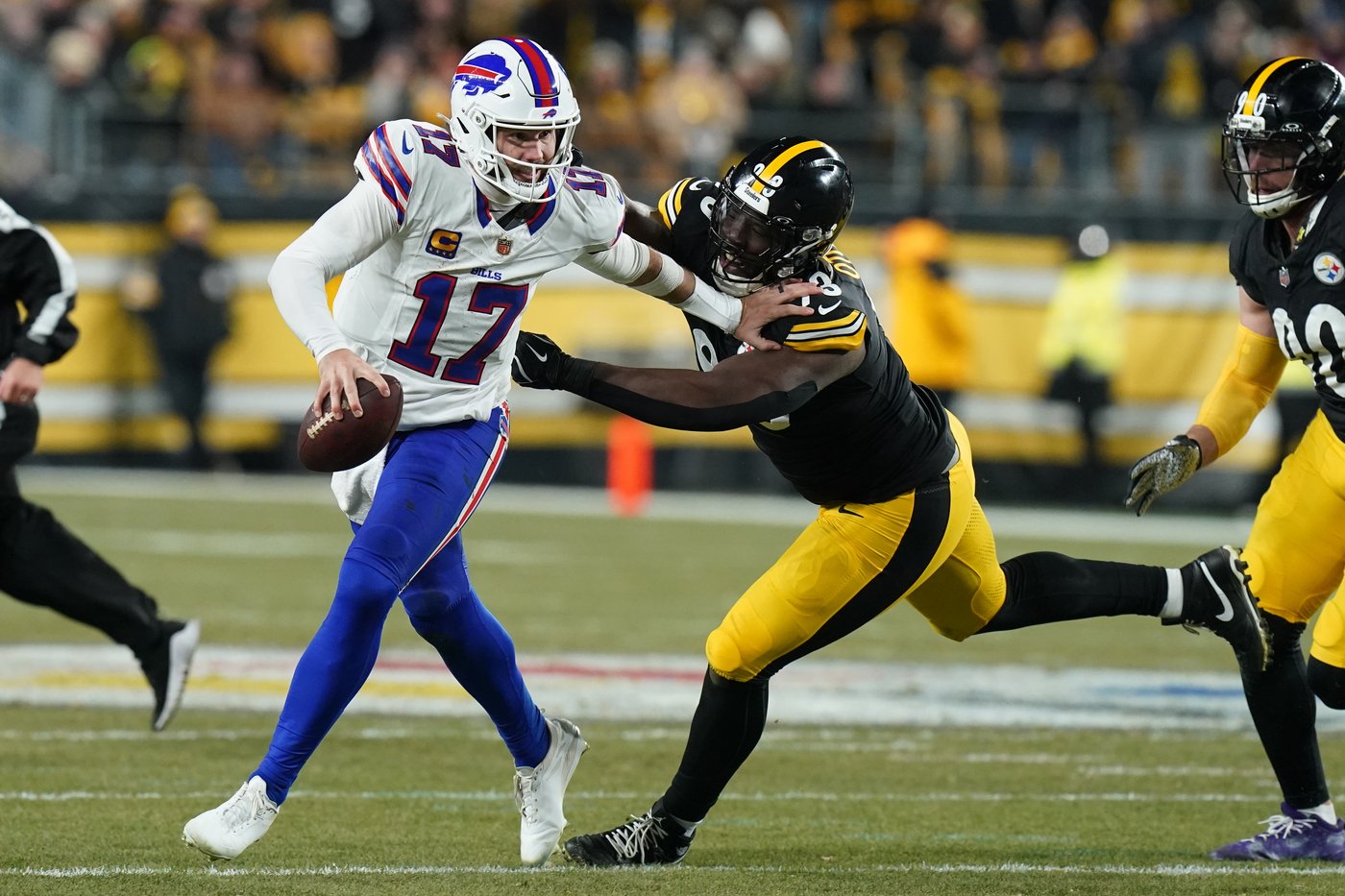 Josh Allen sets career mark for rushing TDs by a QB as the Bills mash the reeling Steelers 26-7 | iNFOnews.ca