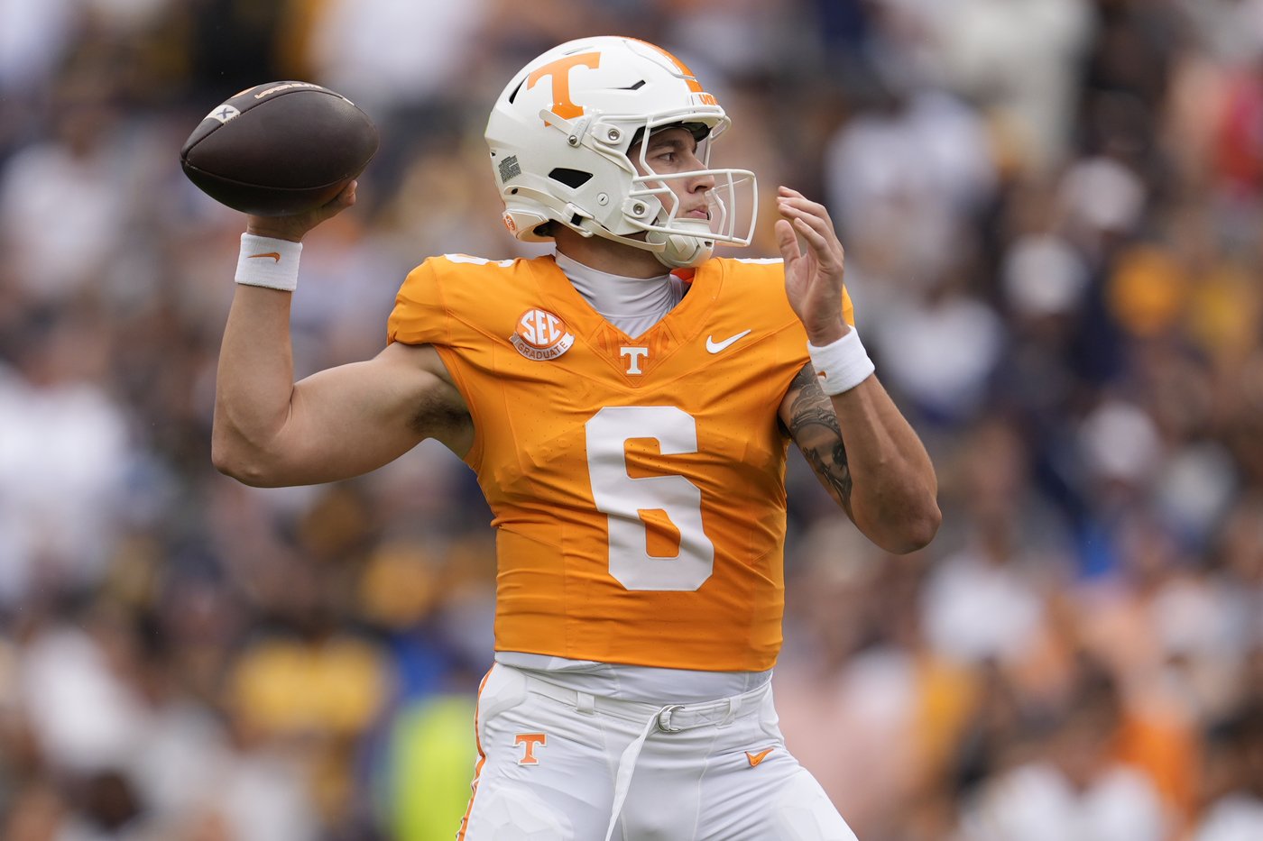 No. 6 Georgia at No. 15 Tennessee highlights Week 3 SEC matchups | iNFOnews.ca