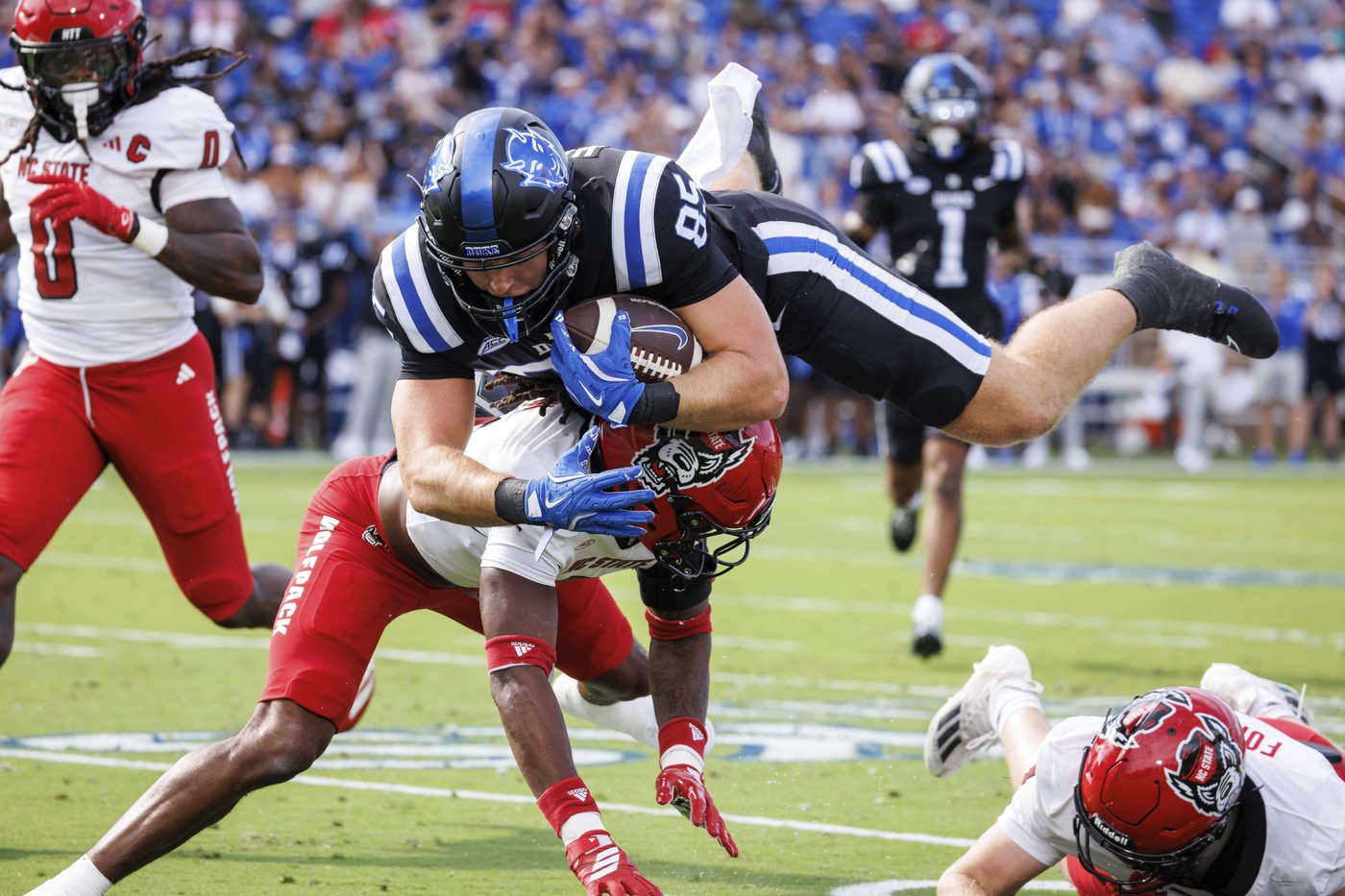 Mensah, Castle lead Duke to comeback past N.C. State, 45-33 | iNFOnews.ca Mensah, Castle lead Duke to comeback past N.C. State, 45-33 | iNFOnews.ca