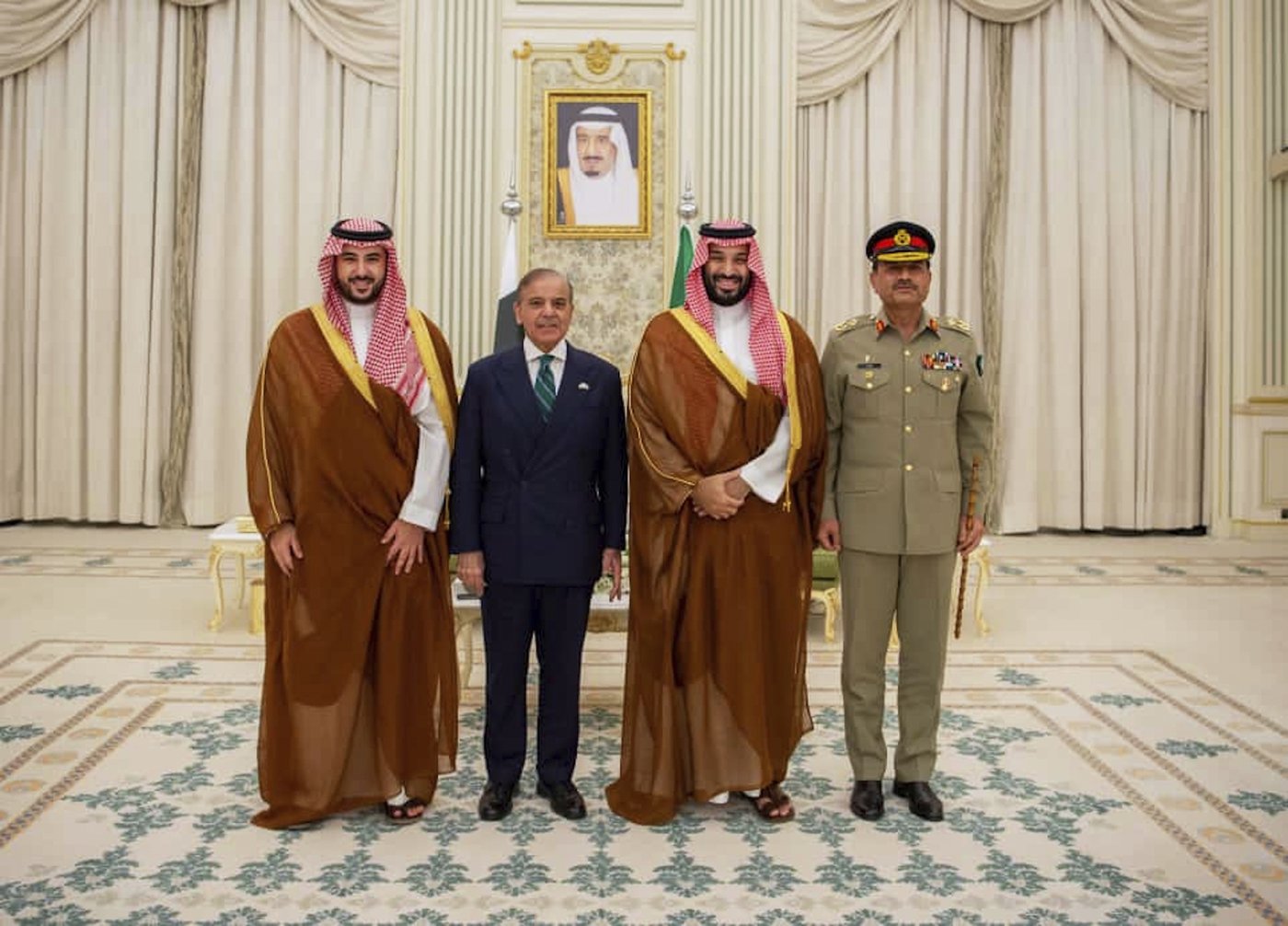 Saudi Arabia signs a mutual defense pact with nuclear-armed Pakistan after Israel's attack on Qatar | iNFOnews.ca