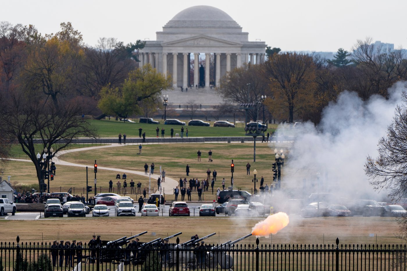 Trump welcomes Saudi crown prince at White House, in photos | iNFOnews.ca