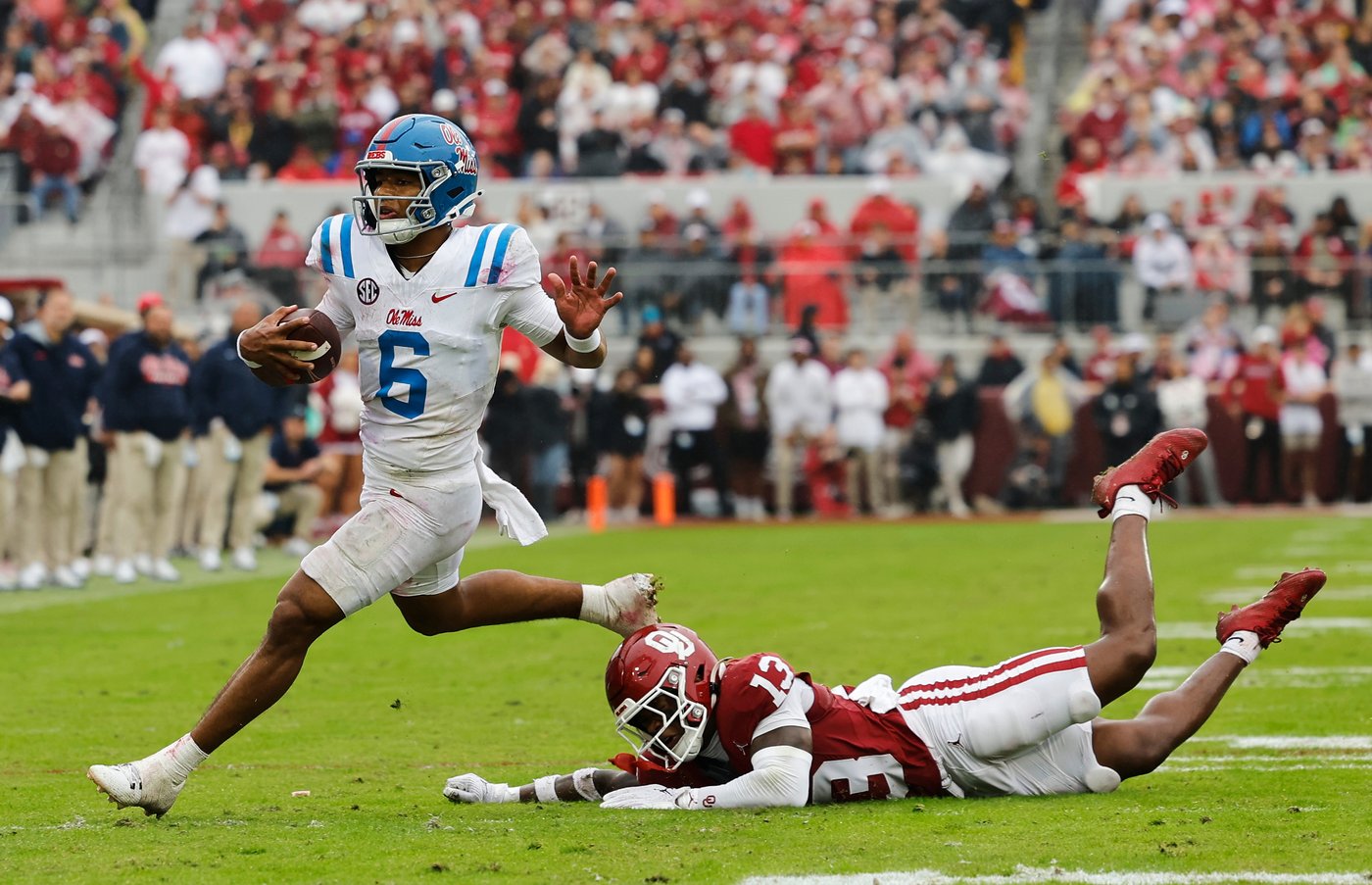 Chambliss leads No. 8 Mississippi to 34-26 victory over No. 13 Oklahoma | iNFOnews.ca