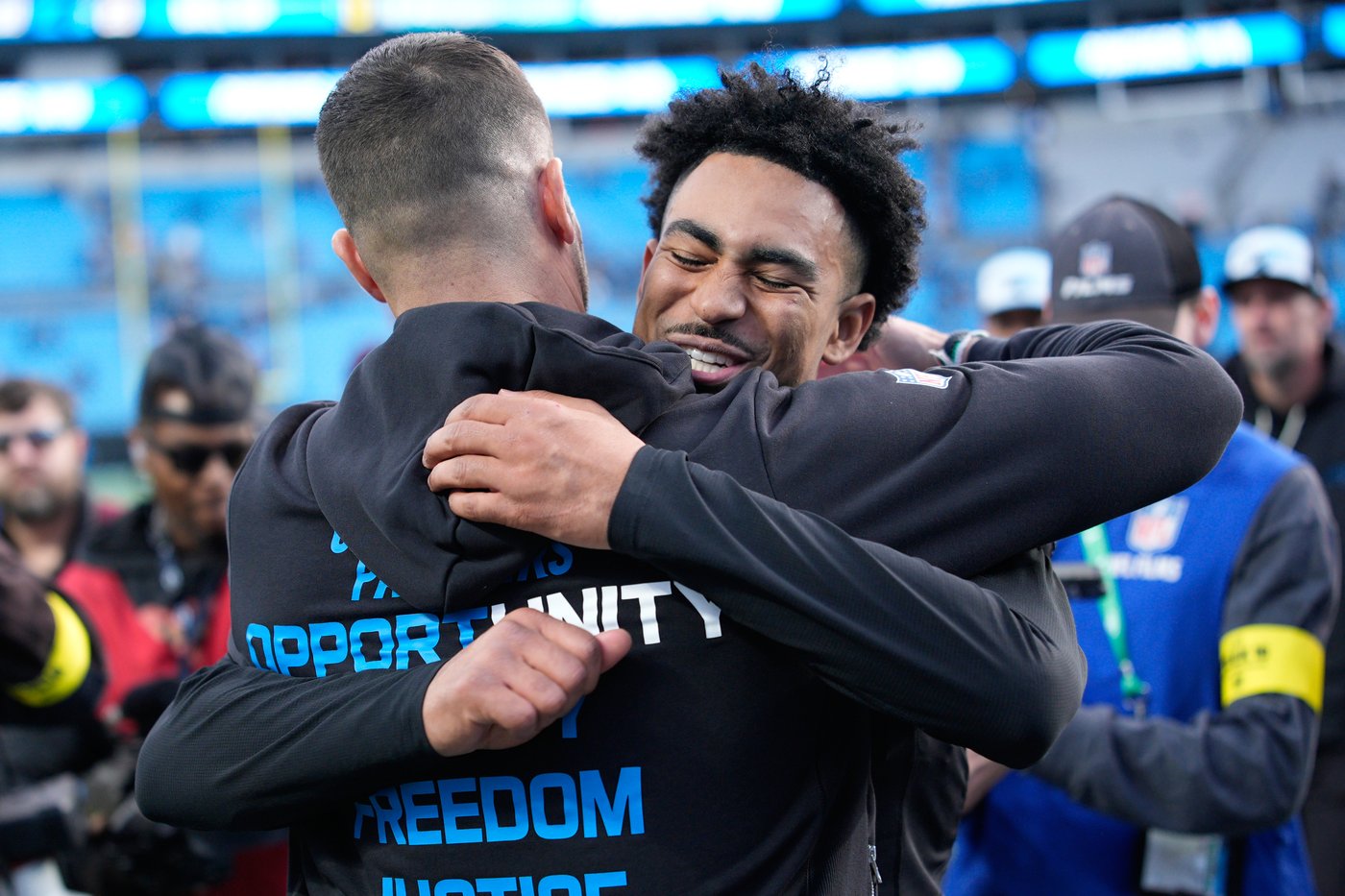 Sam Darnold faces Panthers, looks to lead Seahawks closer to NFC West title | iNFOnews.ca