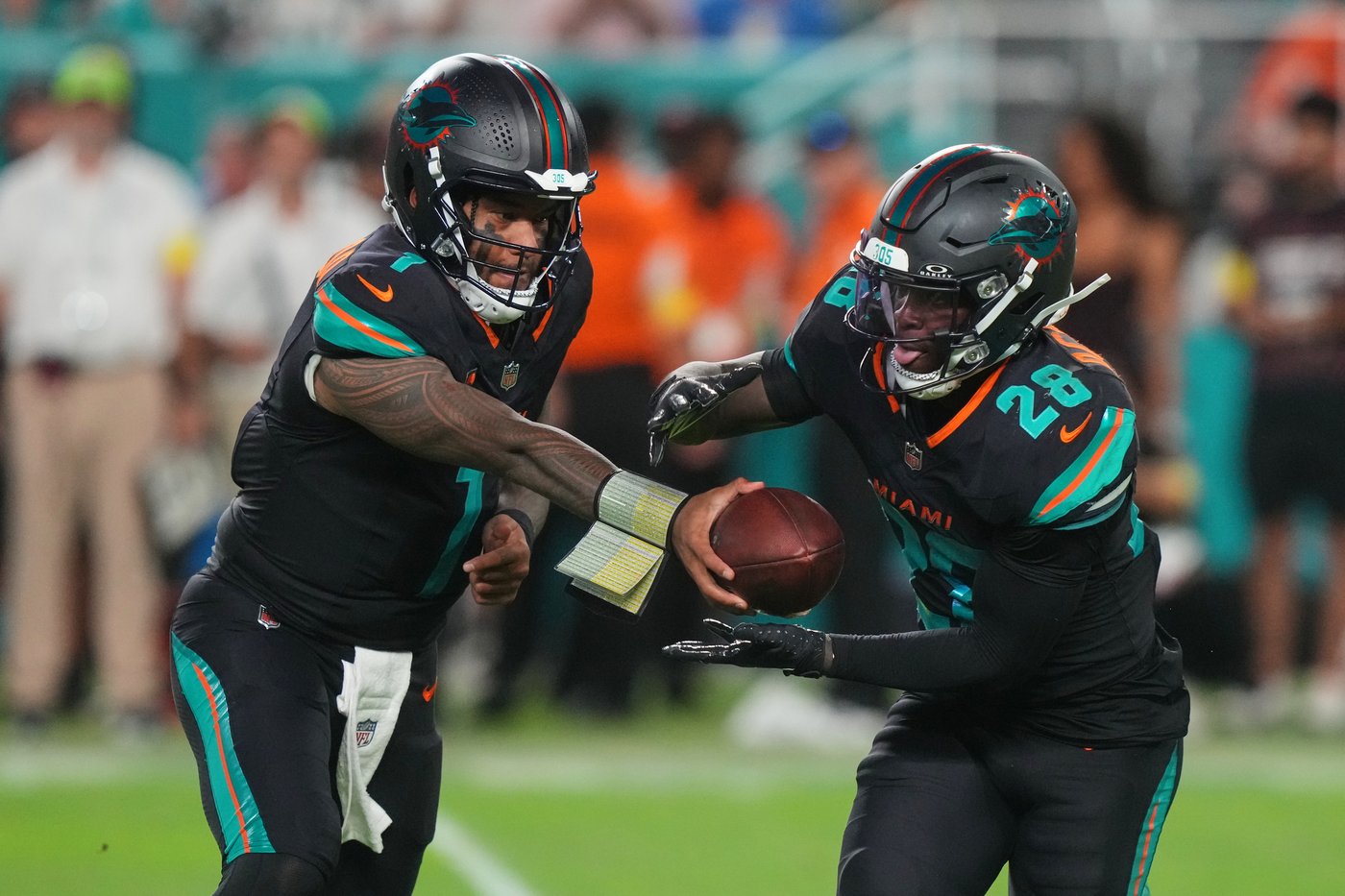 Panthers look to rebound at home against Dolphins | iNFOnews.ca Panthers look to rebound at home against Dolphins | iNFOnews.ca