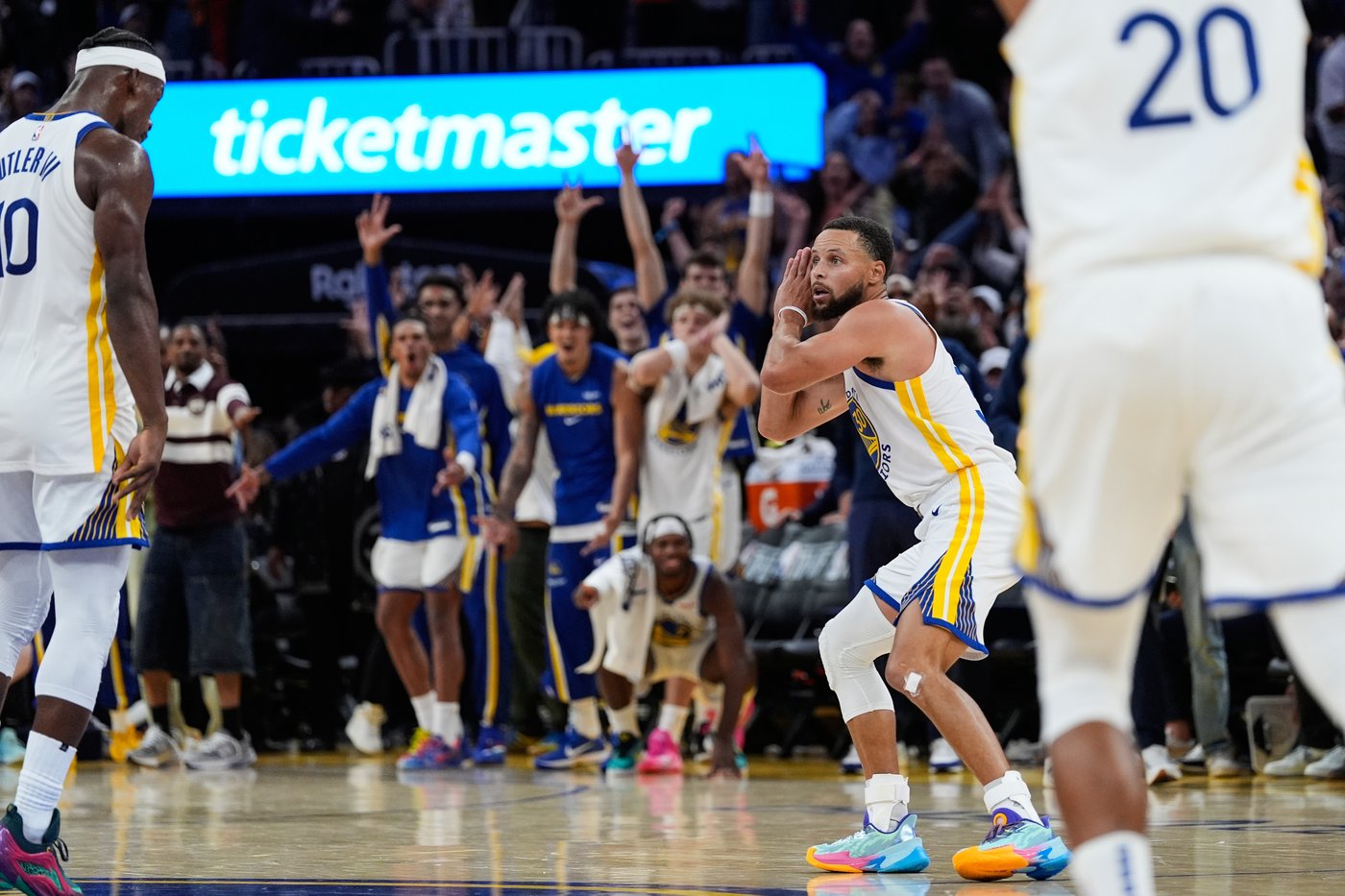 Stephen Curry's heroics overshadow Aaron Gordon's 50-point night in Warriors' OT win | iNFOnews.ca Stephen Curry's heroics overshadow Aaron Gordon's 50-point night in Warriors' OT win | iNFOnews.ca