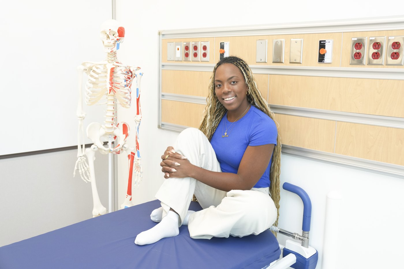 They had to navigate the health-care system growing up. Now they're students at Canada's newest med school | iNFOnews.ca They had to navigate the health-care system growing up. Now they're students at Canada's newest med school | iNFOnews.ca