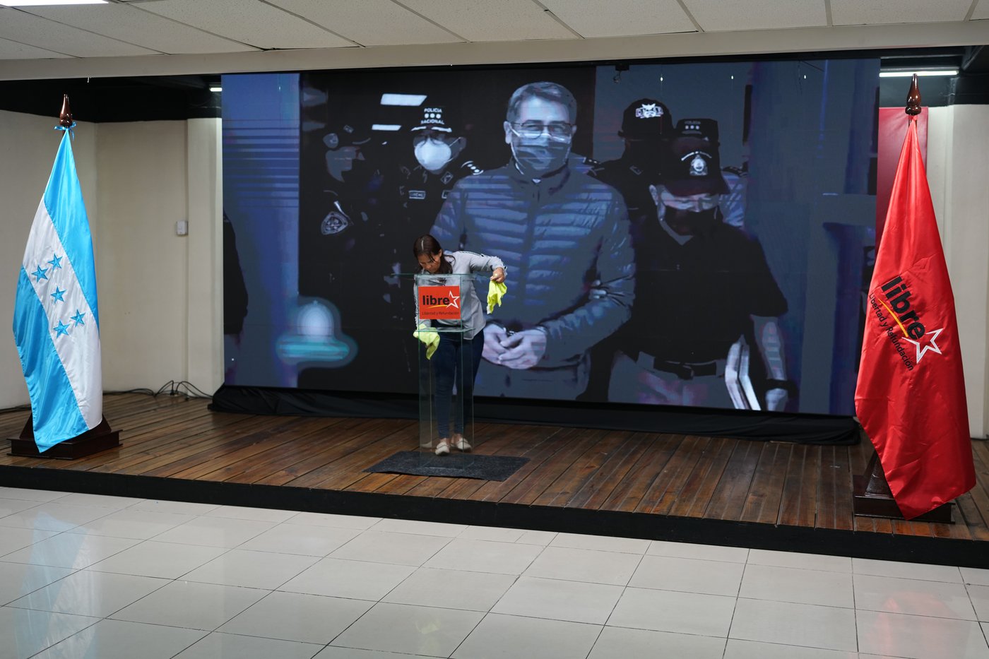 Trump's pardon promise offers yet another life to Honduras' imprisoned ex-president | iNFOnews.ca