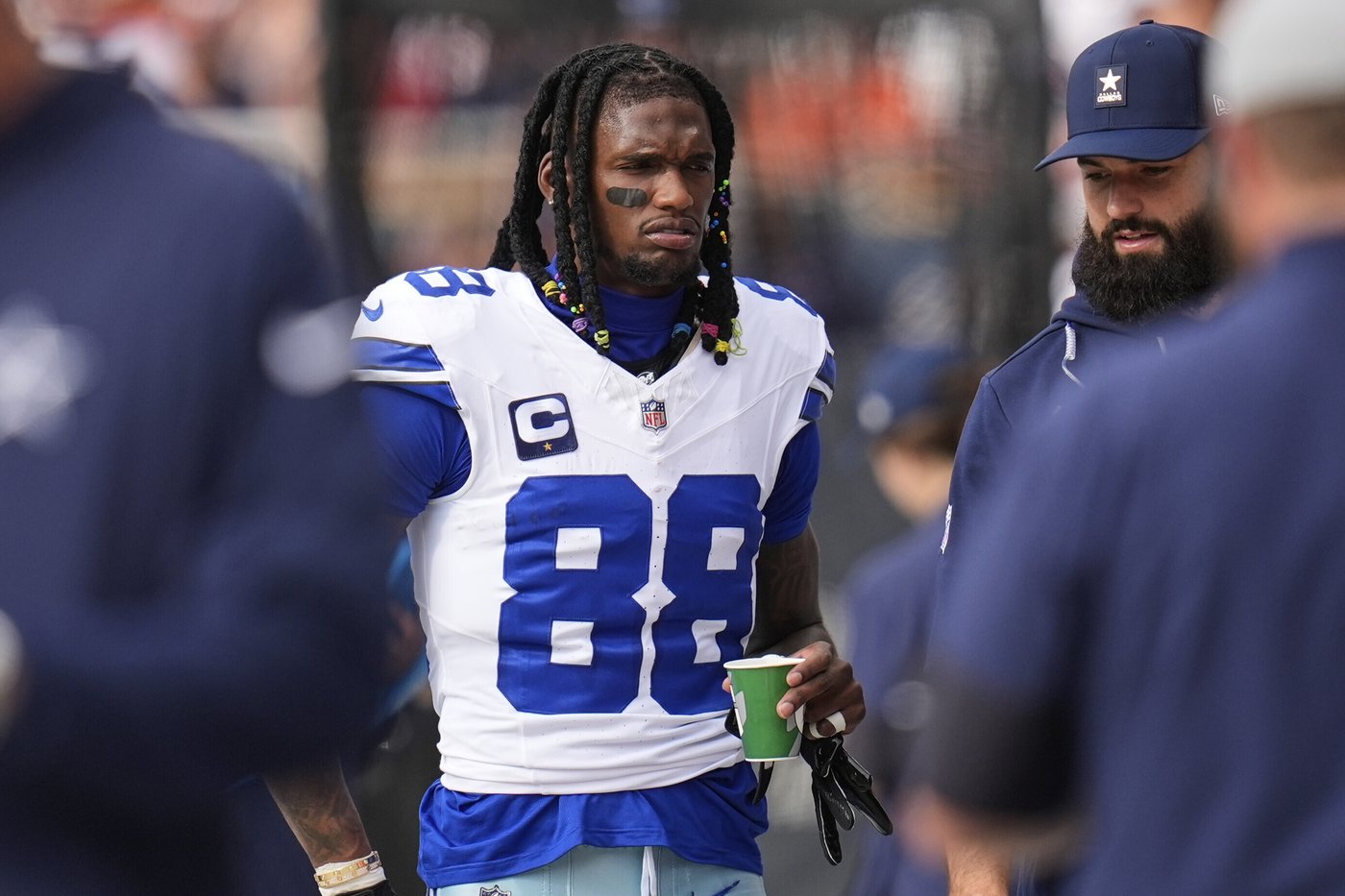 Cowboys' CeeDee Lamb and Tyler Booker could land on IR with sprained ankles, Jerry Jones says | iNFOnews.ca