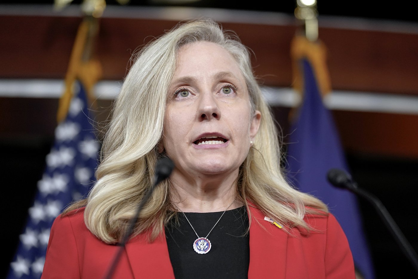 Democrats, GOP test their playbooks as Trump looms over elections in Virginia and New Jersey | iNFOnews.ca