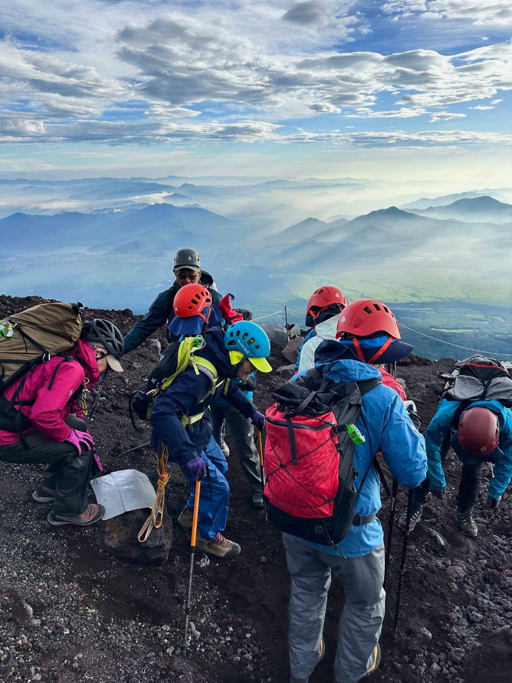 102-year-old becomes oldest person to summit Mount Fuji | iNFOnews.ca 102-year-old becomes oldest person to summit Mount Fuji | iNFOnews.ca