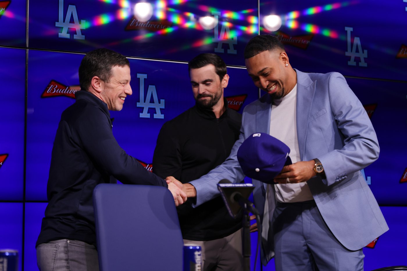 Dodgers owe $1.06 billion in deferred money to 9 players through 2047 after Edwin Díaz deal | iNFOnews.ca Dodgers owe $1.06 billion in deferred money to 9 players through 2047 after Edwin Díaz deal | iNFOnews.ca