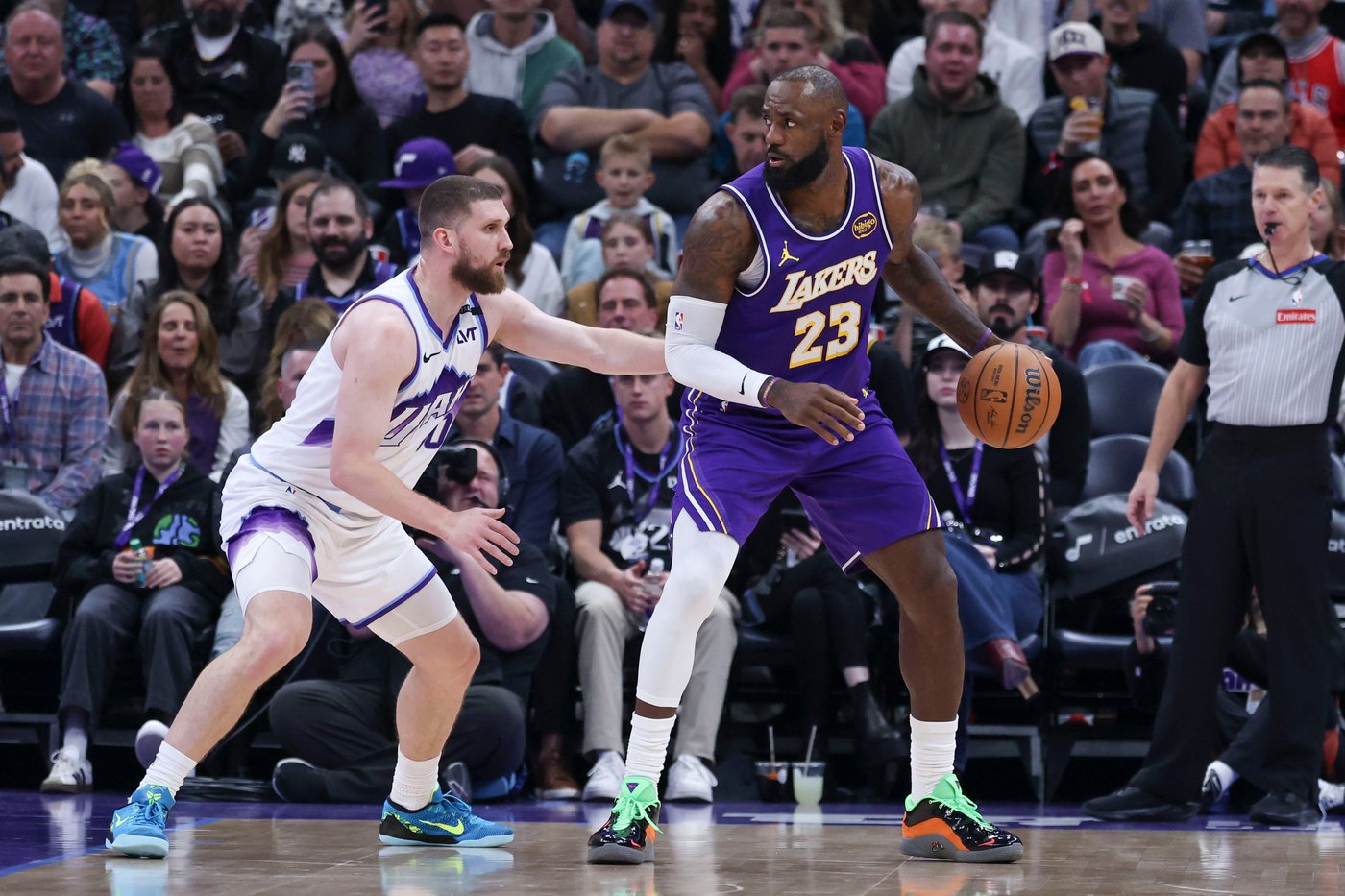 Doncic has 45 points and a triple-double as the Lakers come back to beat the Jazz 143-135 | iNFOnews.ca