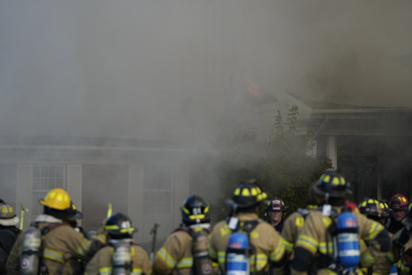 1 person dead and 9 injured in a shooting and fire at a Michigan church, police say | iNFOnews.ca