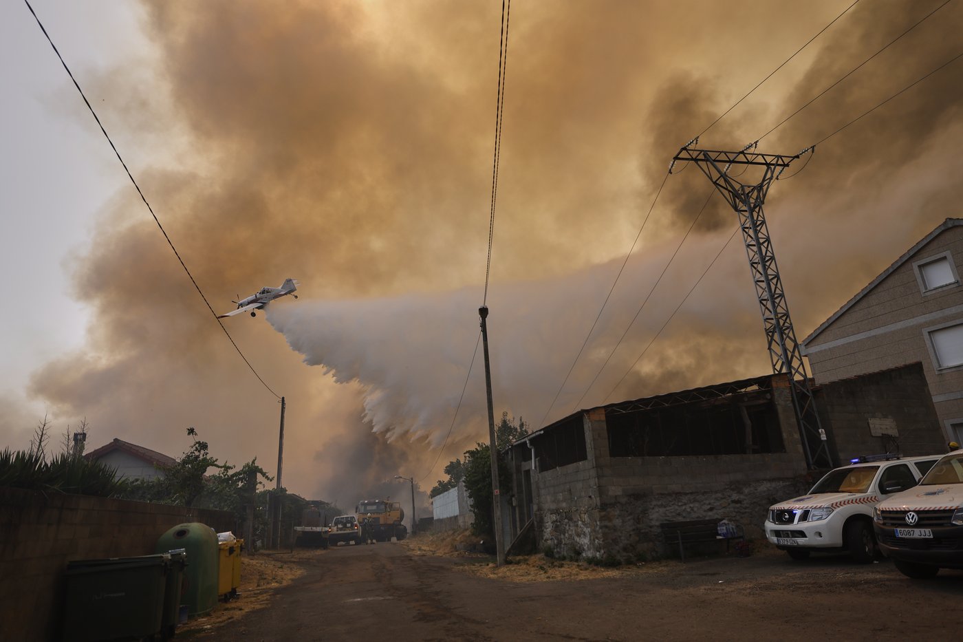 Climate change made heat and dryness that fueled Iberian wildfires 40 times more likely, study finds | iNFOnews.ca Climate change made heat and dryness that fueled Iberian wildfires 40 times more likely, study finds | iNFOnews.ca
