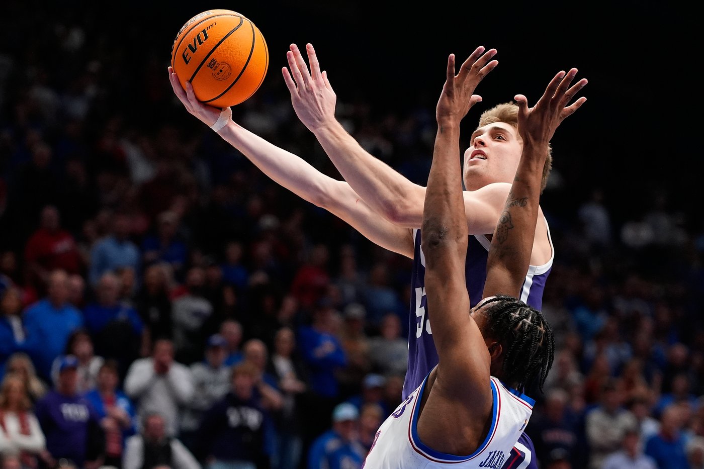 Kansas erases 16-point deficit, beats TCU 104-100 in overtime | iNFOnews.ca