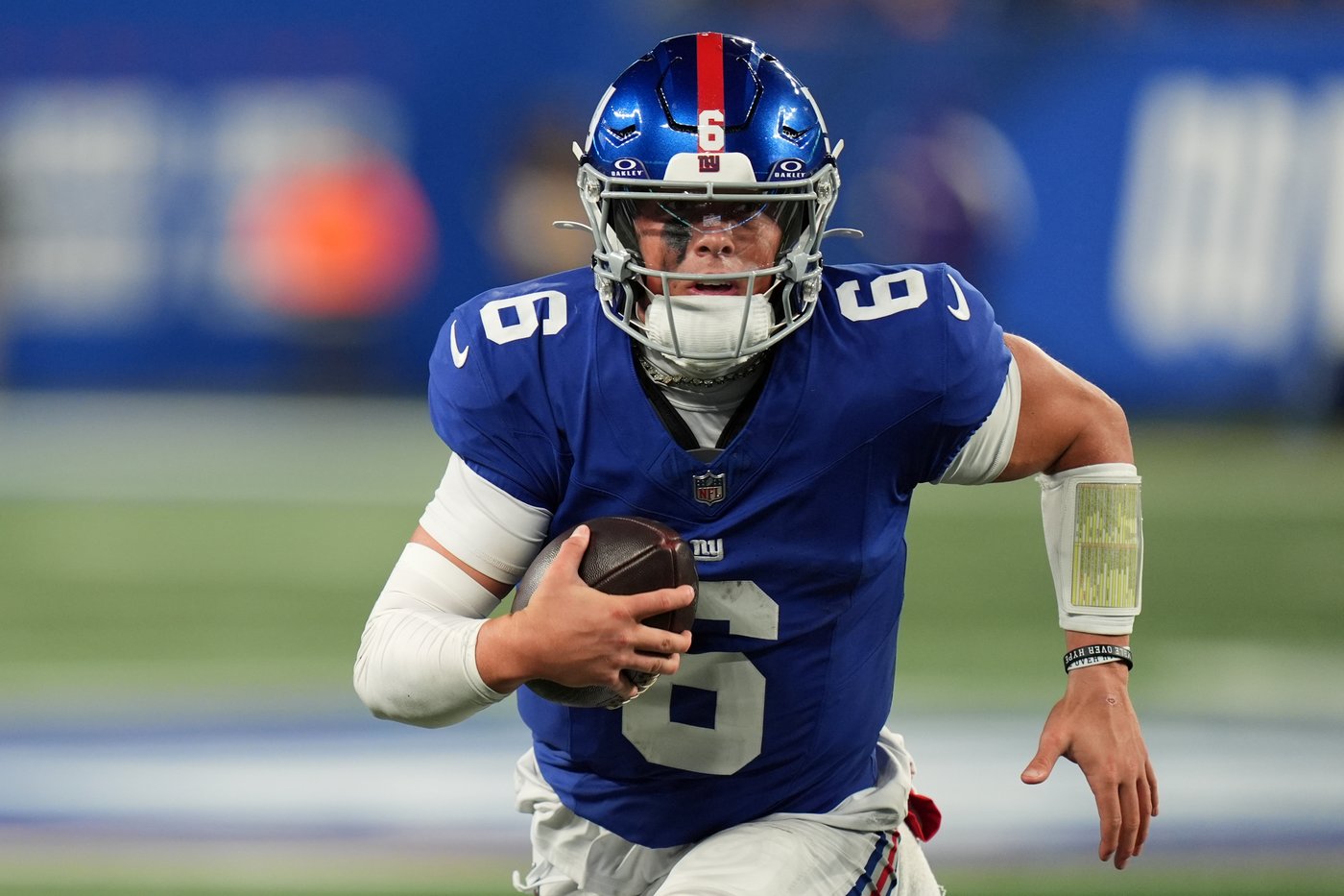 NFL is reviewing how concussion protocol was followed for Giants rookie QB Jaxson Dart | iNFOnews.ca