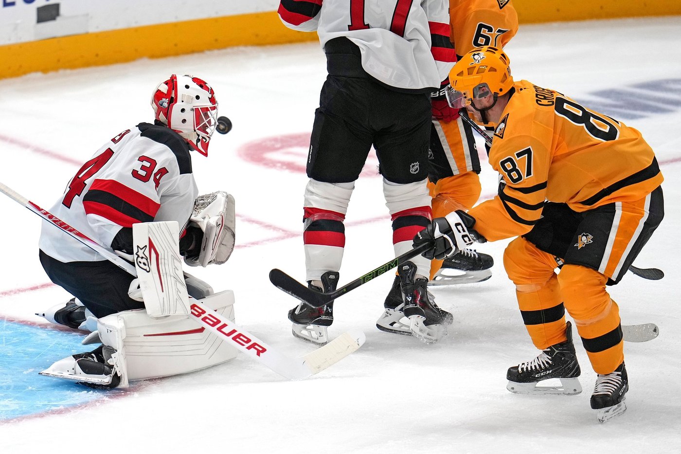Malkin scores in return from injury, Penguins beat Devils 4-1 | iNFOnews.ca