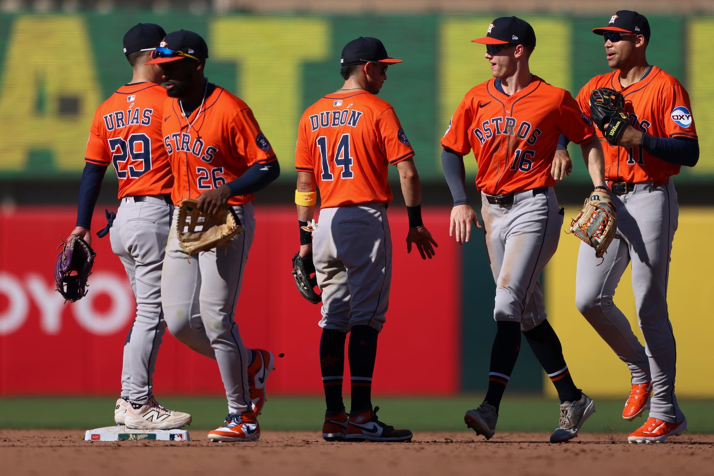 Christian Walker has HR, 3 RBIs to back Framber Valdez's strong start as Astros beat A's 11-5 | iNFOnews.ca