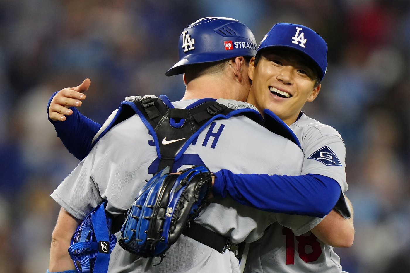 Dodgers beat Jays 5-1 in Game 2 of World Series | iNFOnews.ca