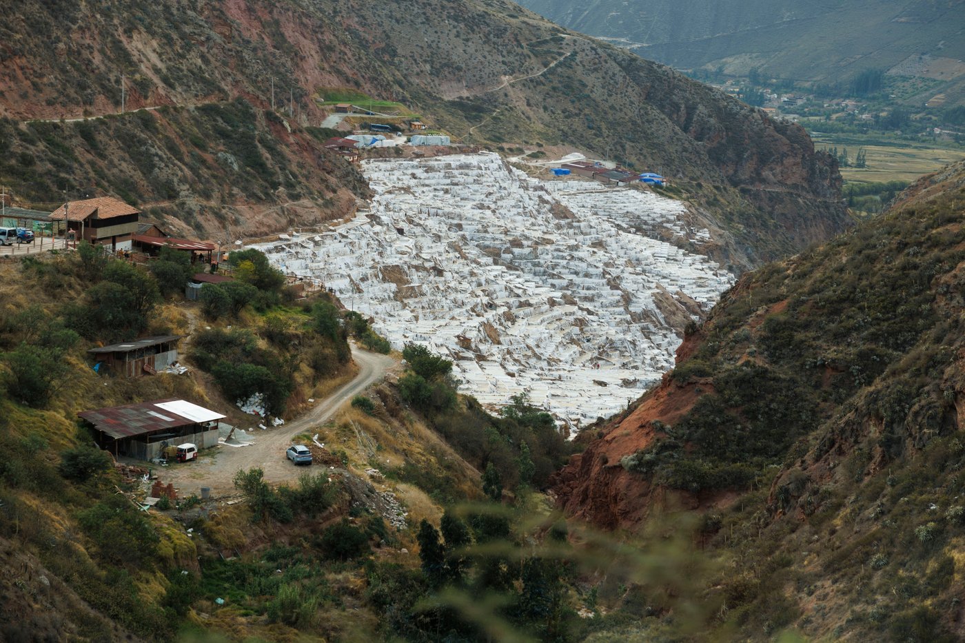 High in Peru’s Andes, villagers carry out centuries-old work of collecting salt, in photos | iNFOnews.ca High in Peru’s Andes, villagers carry out centuries-old work of collecting salt, in photos | iNFOnews.ca