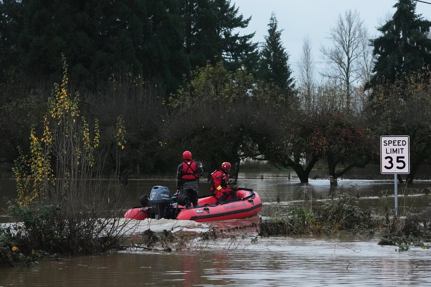 Tens of thousands in Washington state could face evacuations as rain continues to pound the region | iNFOnews.ca Tens of thousands in Washington state could face evacuations as rain continues to pound the region | iNFOnews.ca