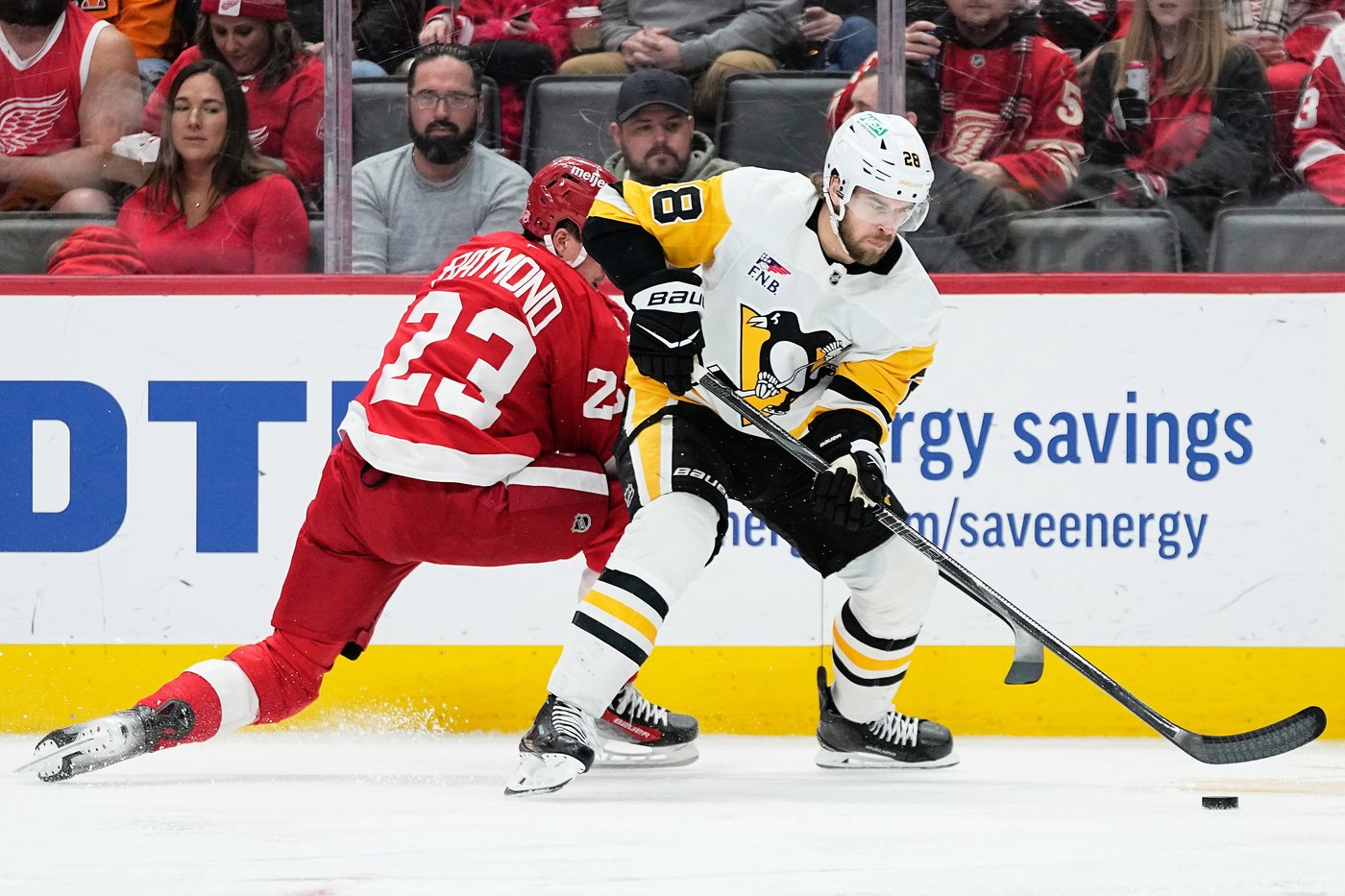 Bryan Rust and Yegor Chinakhov send the streaking Penguins past the Red Wings, 4-1 | iNFOnews.ca
