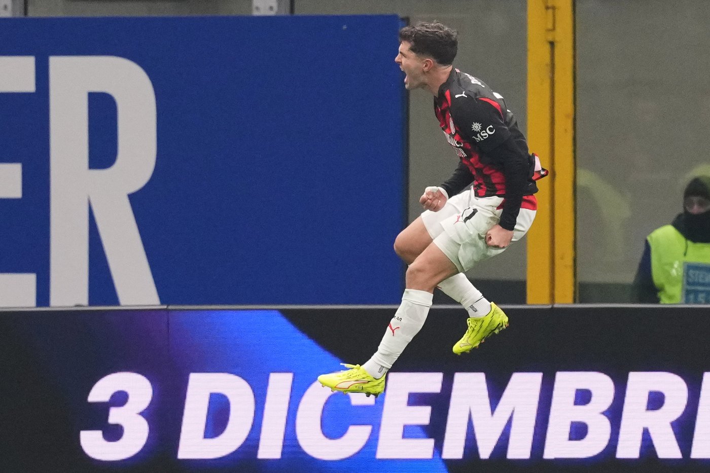 Pulisic scores and Maignan saves a penalty as Milan beats Inter in Serie A derby | iNFOnews.ca