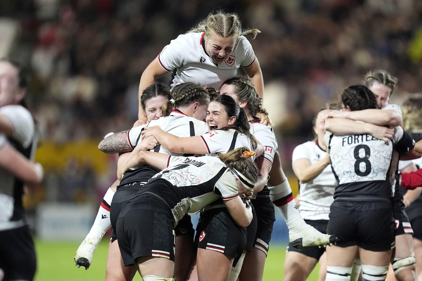 England winning streak faces ultimate test from Canada in Women's Rugby World Cup final | iNFOnews.ca