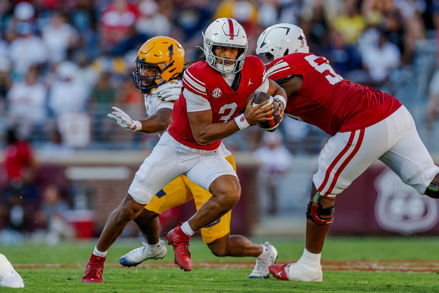 The Latest: Penn State and Texas drop out of the AP Top 25 as Miami reclaims its No. 2 spot | iNFOnews.ca