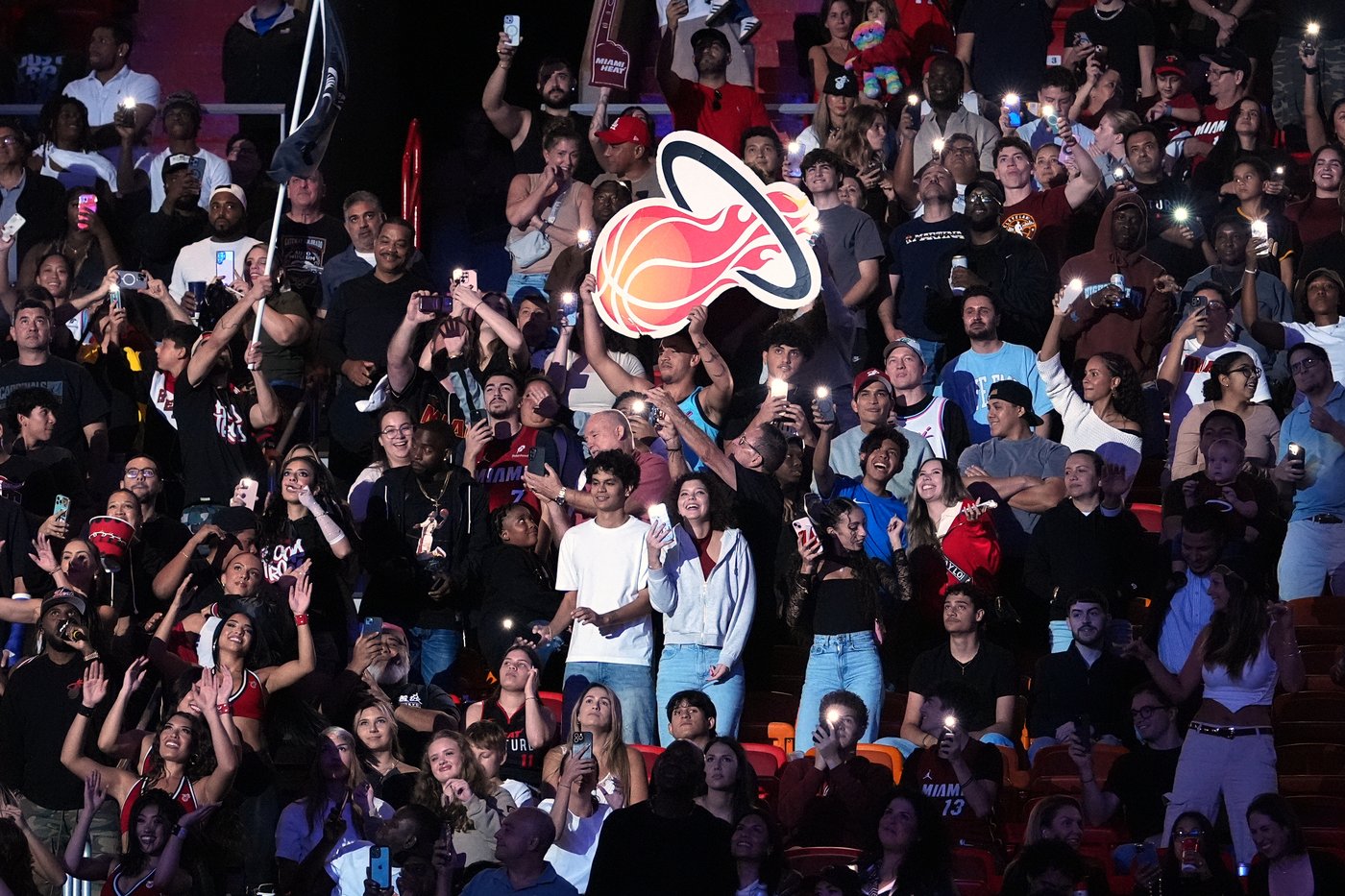 NBA memo targets fan behavior, reminding teams to address unruly acts proactively | iNFOnews.ca NBA memo targets fan behavior, reminding teams to address unruly acts proactively | iNFOnews.ca