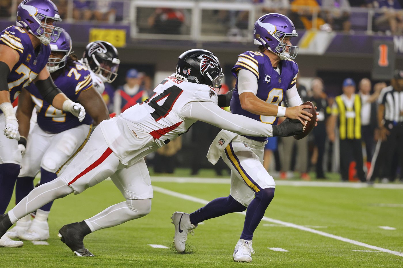 Falcons trample J.J. McCarthy and the Vikings 22-6 behind Bijan Robinson's running, dominant defense | iNFOnews.ca Falcons trample J.J. McCarthy and the Vikings 22-6 behind Bijan Robinson's running, dominant defense | iNFOnews.ca