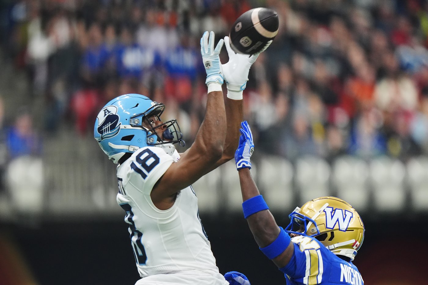 Blue Bombers re-sign star receiver Demski, veteran defensive back Nichols | iNFOnews.ca