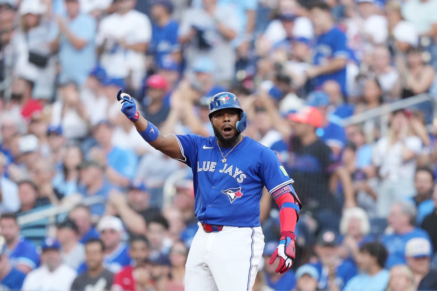 Photo Gallery: Blue Jays dump Yankees 10-1 in series opener | iNFOnews.ca