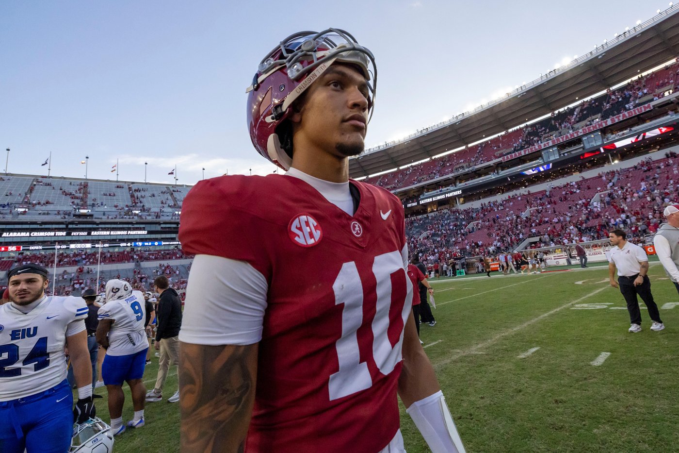 SEC title game spots up for grabs, with No. 3 Texas A&M and No. 10 Alabama having clear paths | iNFOnews.ca