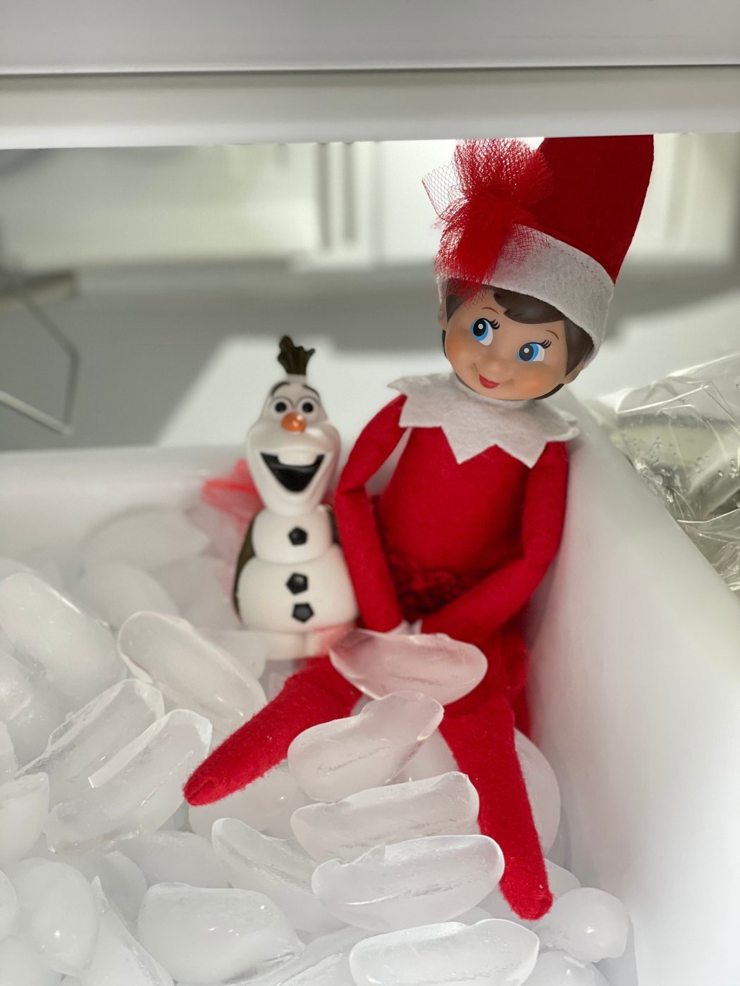 Parents under pressure offer creative tips for moving Santa's spy Elf on the Shelf | iNFOnews.ca Parents under pressure offer creative tips for moving Santa's spy Elf on the Shelf | iNFOnews.ca