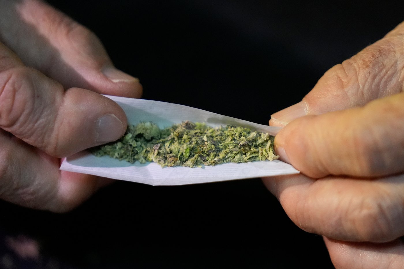 They relied on marijuana to get through the day. But then days felt impossible without it | iNFOnews.ca