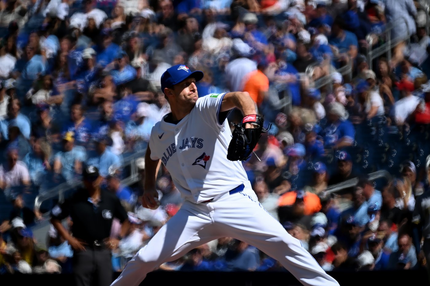 Guerrero's RBI single helps Blue Jays beat Brewers 8-4, avoid three-game sweep | iNFOnews.ca Guerrero's RBI single helps Blue Jays beat Brewers 8-4, avoid three-game sweep | iNFOnews.ca