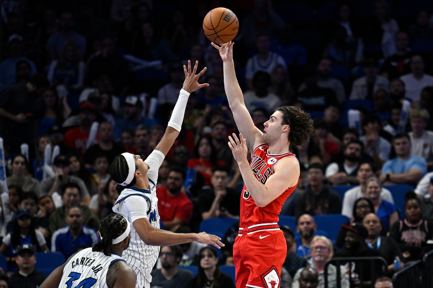Bulls beat the cold-shooting Magic 110-98 for a 2-0 start | iNFOnews.ca Bulls beat the cold-shooting Magic 110-98 for a 2-0 start | iNFOnews.ca