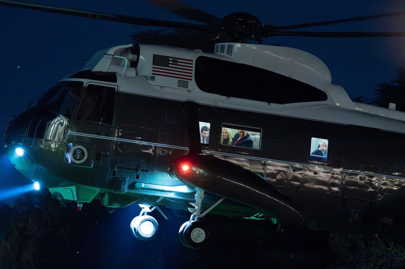 The top 100 photos of 2025 from The Associated Press: Images that defined the year | iNFOnews.ca